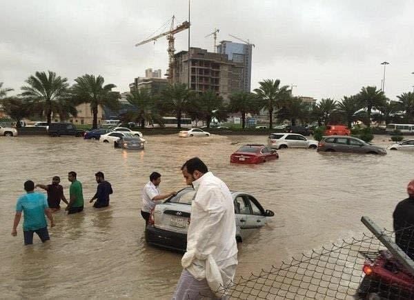 سوء الاحوال الجوية بالسعودية