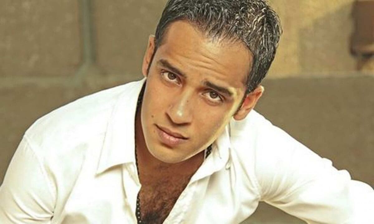 النجم رامي جمال وكلمات اغنية إوعديني من ألبومه الجديد ملناش إلابعض