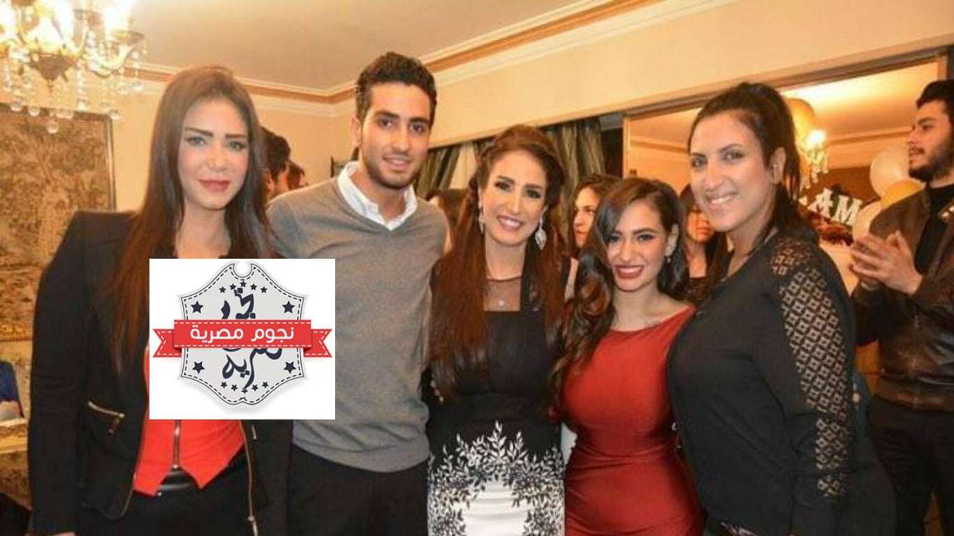 امل رزق وابنتها مى في حفل 22خطوبتها