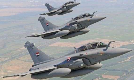 طائرات الرافال بالعلم المصري