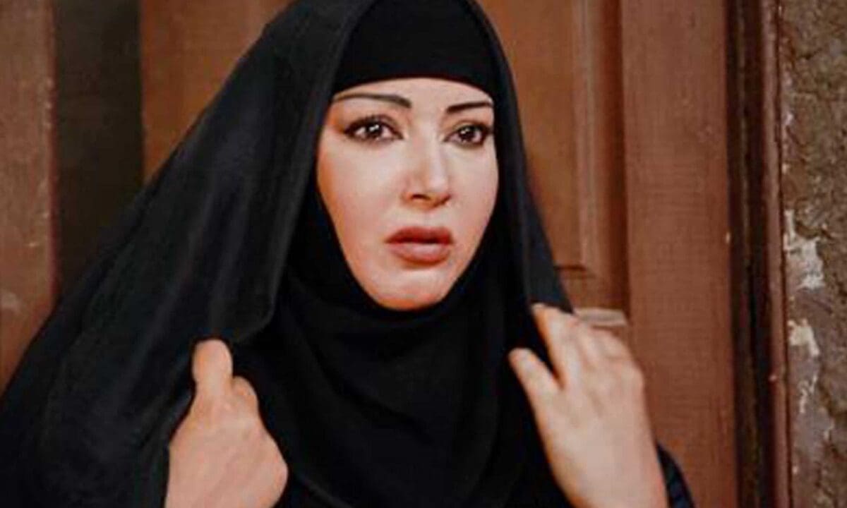 الفنانة سمية الخشاب