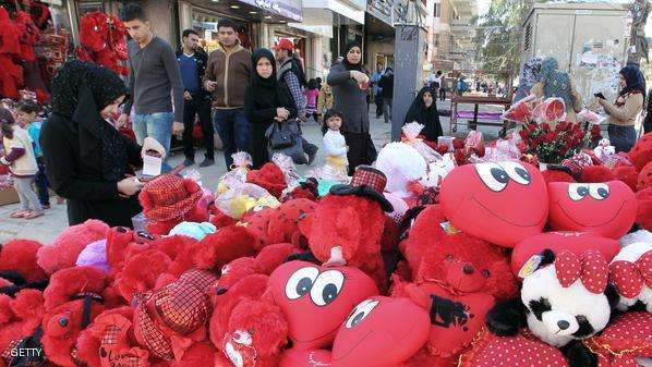 احتفالات المصريين بـ"عيد الحب المصرى" اليوم