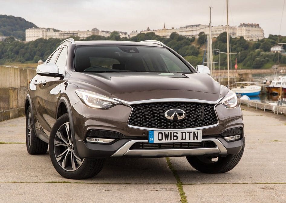 سعر سيارة انفينيتي QX30