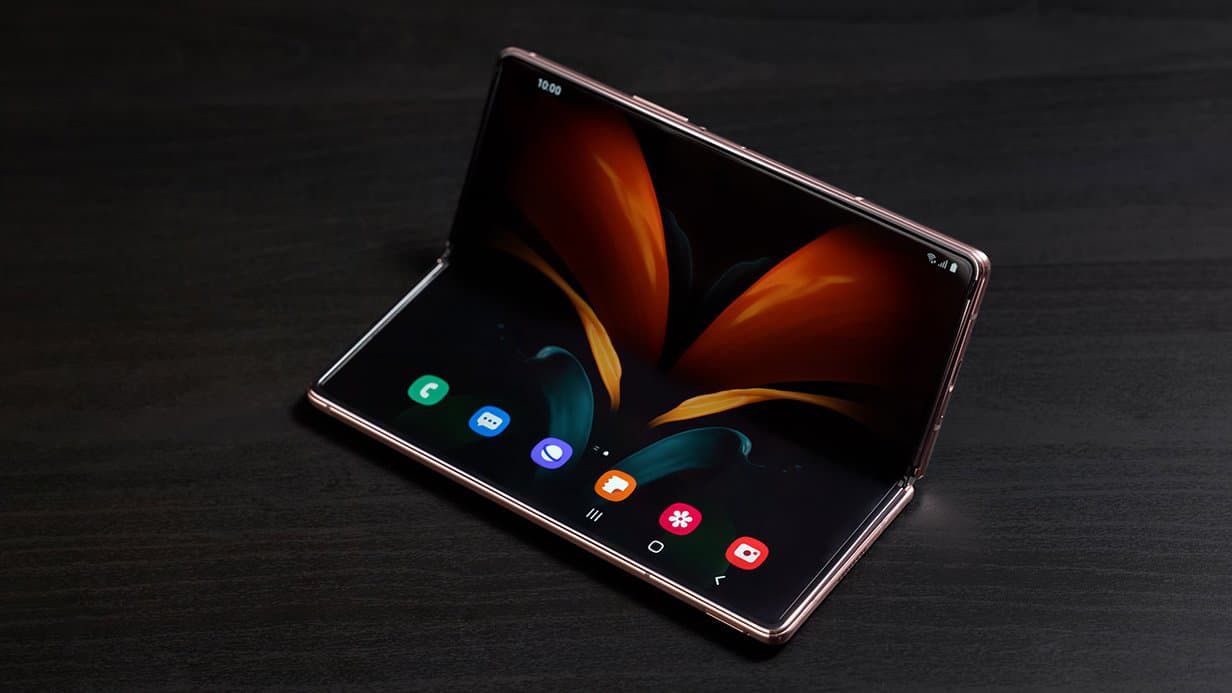 4-أفضل هاتف قابل للطي في  "SAMSUNG GALAXY Z FOLD 2"