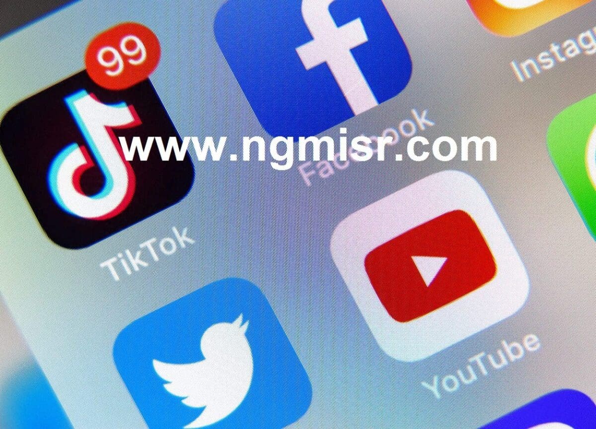 فيس بوك تنافس يوتيوب وتيك توك وترصد مليار دولار لمنتجي الفيديوهات
