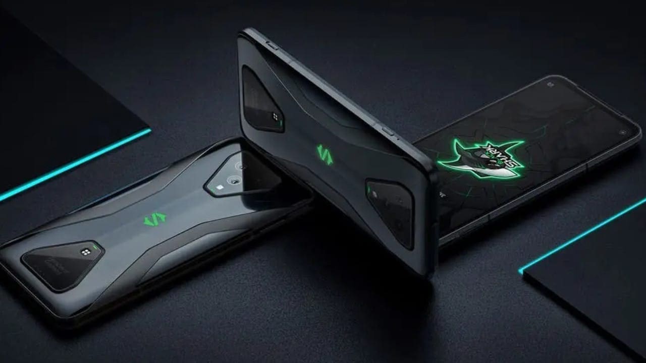 هاتف Xiaomi Black Shark 5 المتميز