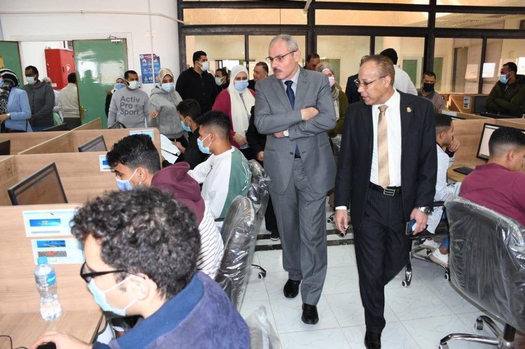  الاختبارات الإلكترونية للفصل الدراسي الأول بالجامعة 2022