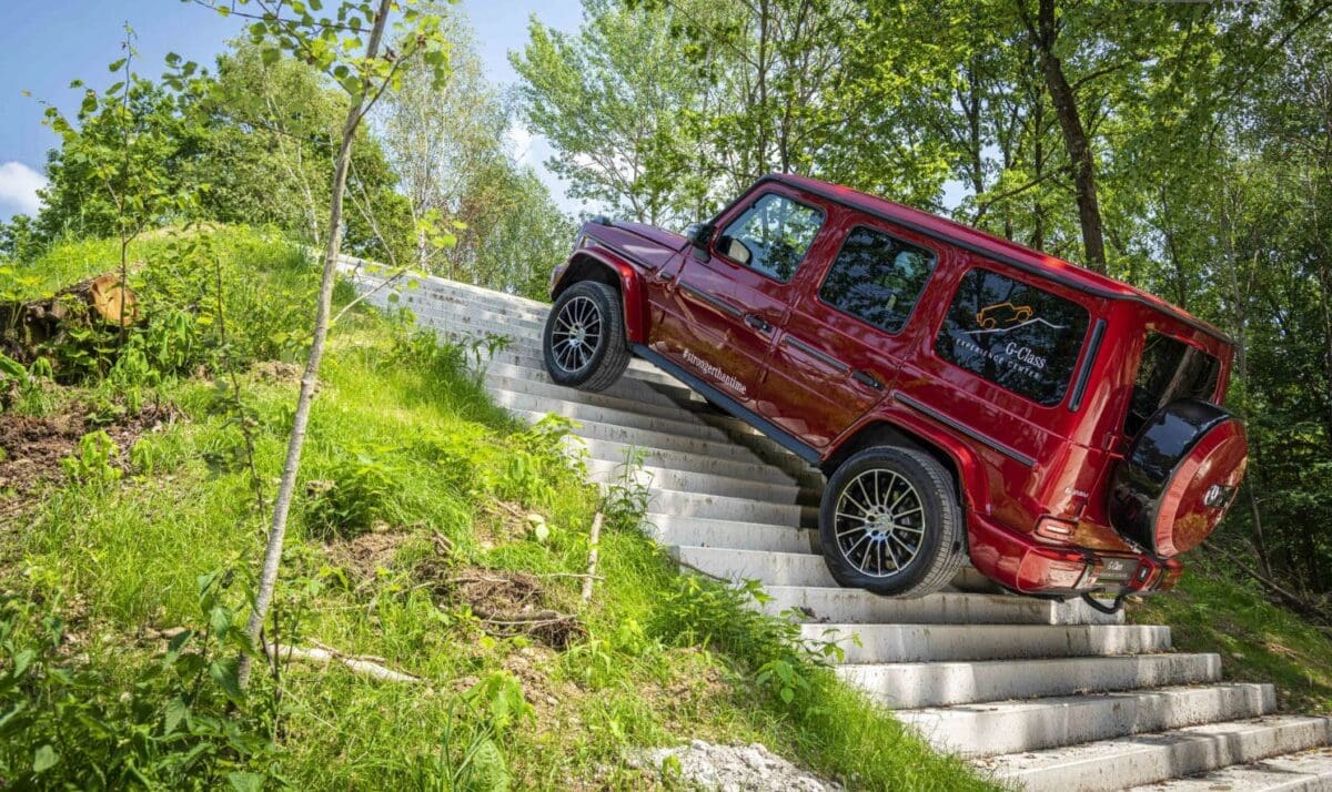 سعر ومواصفات سيارة الأحلام مرسيدس بنز جي كلاس 2022 Mercedes G-Class