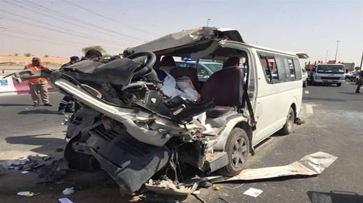 مصرع 3 عمال وإصابة 11 آخرين إثر حادث تصادم جنوب محافظة البحر الأحمر