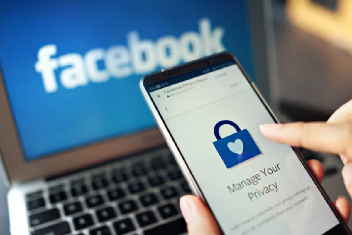 طريقة استرداد حساب فيسبوك مخترق.. 3 حلول سهلة