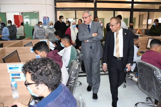 الاختبارات الإلكترونية بجامعة قناة السويس 