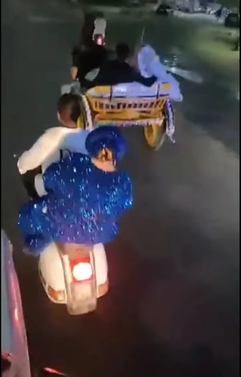المعلمة عسلية