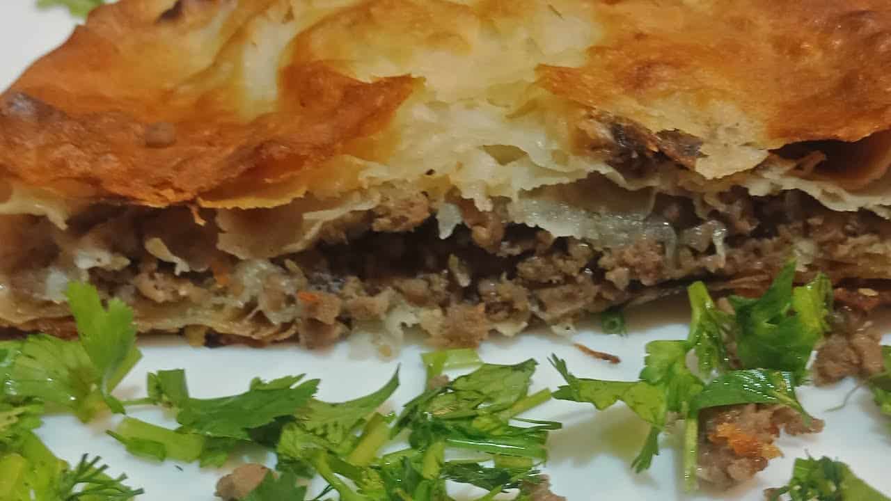 عمل رقاق اللحم المفروم
