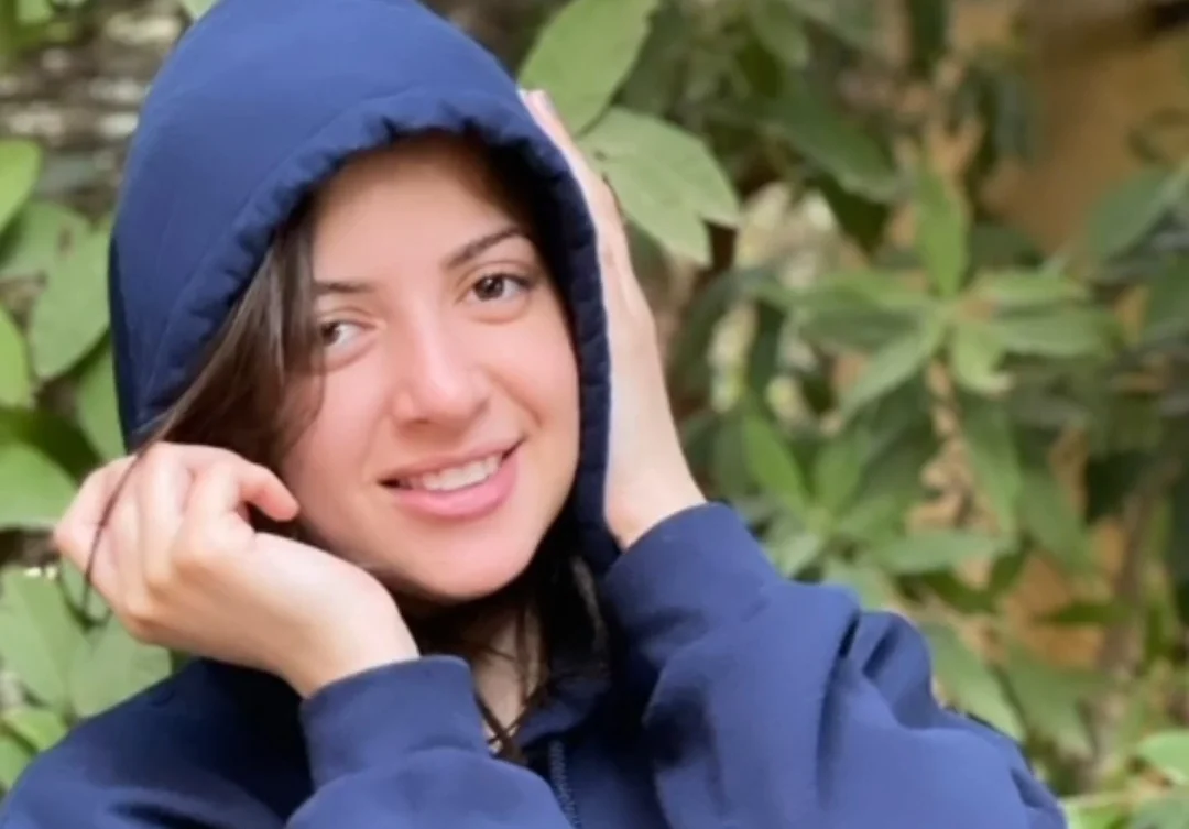منى فاروق