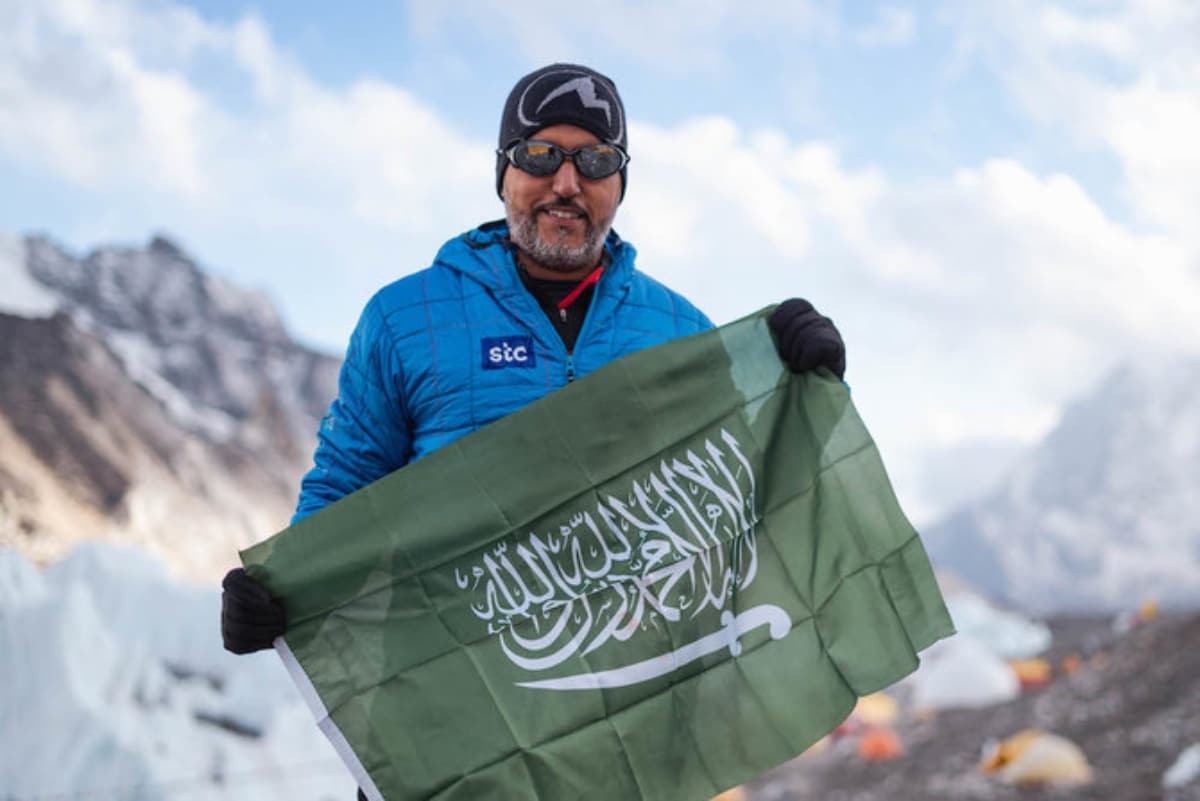 بدر الشيباني.. رجل الأعمال السعودي يتسلق أعلى قمم الجبال في جميع القارات السبع