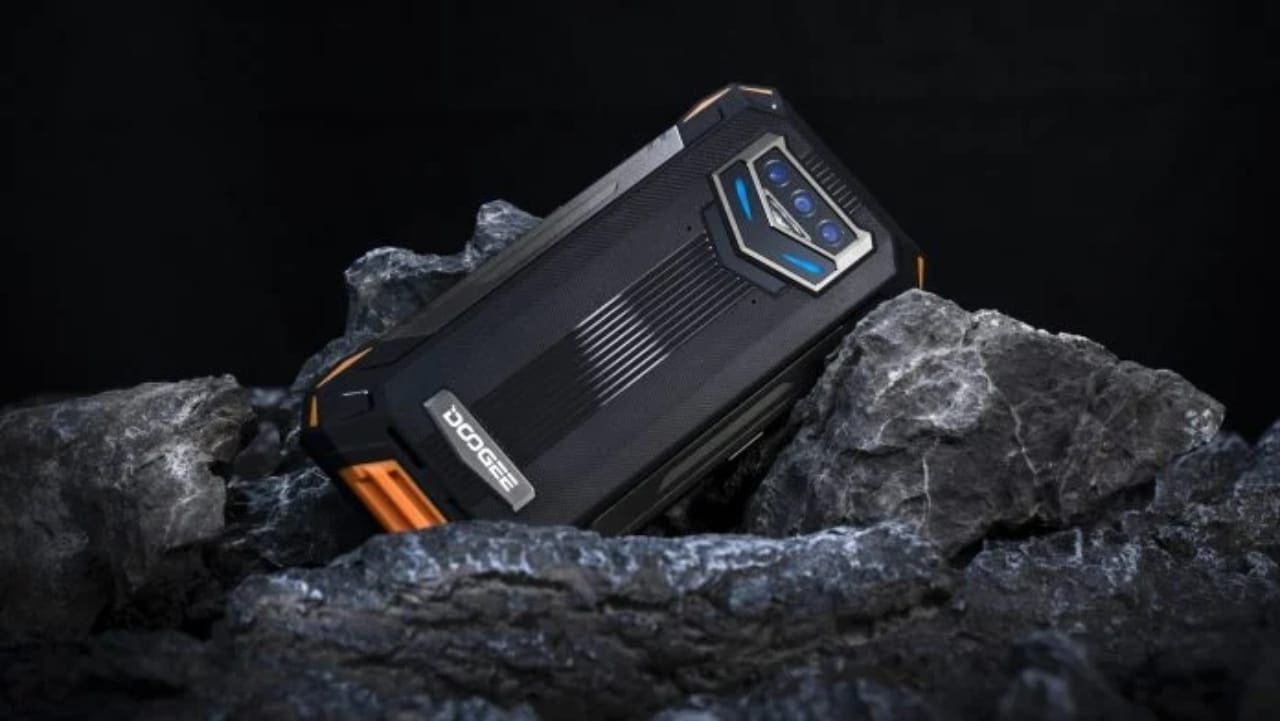 إطلاق هاتف DOOGEE S89 Pro ببطارية عملاقة وتصميم باتمان في 25 يوليو