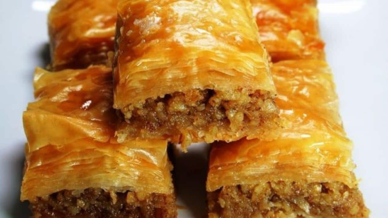 عمل رقاق اللحم المفروم