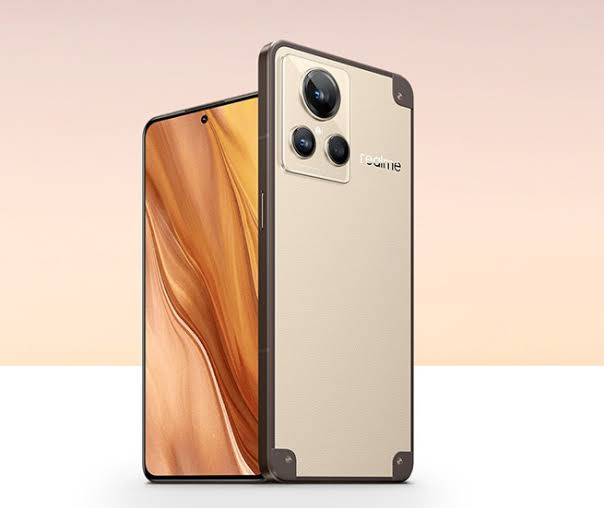 realme-gt2-explorer-master.jpg