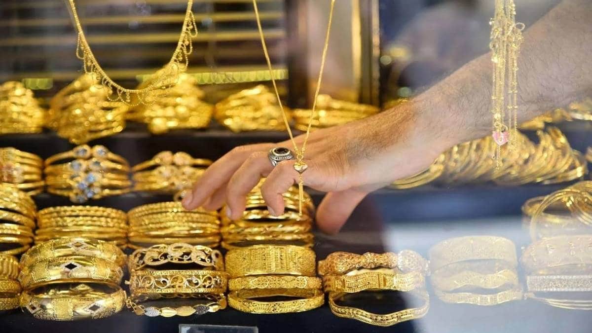 أسعار الذهب في مصر اليوم تواصل الهبوط وتفقد 25 جنيه دفعة واحدة| وارتفاع سعر الدولار