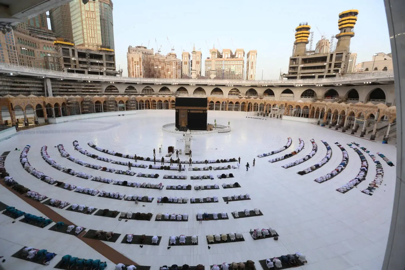 تردد قناة لبيك اللهم لبيك2022