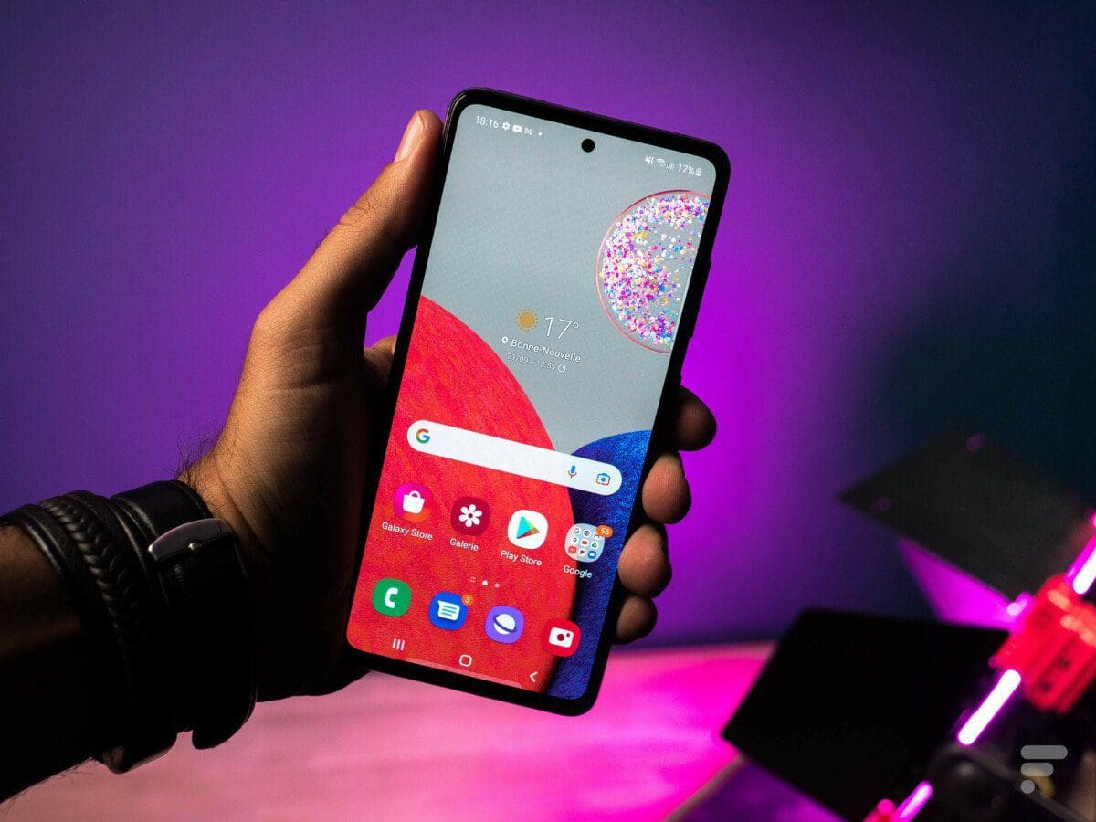وحش الفئة الاقتصادية المتوسطة، Samsung Galaxy A52s 5G بمواصفات "مثالية" وسعر "زهيد"