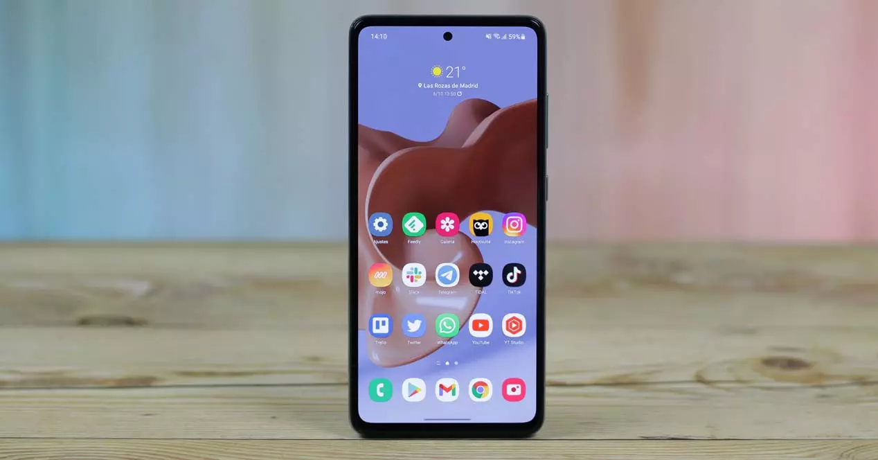 وحش الفئة الاقتصادية المتوسطة، Samsung Galaxy A52s 5G بمواصفات "مثالية" وسعر "زهيد"