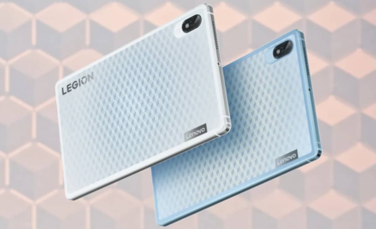 لينوفو تكشف النقاب عن الجهاز اللوحي Lenovo Legion Y700 Ultimate Edition رسميًا مع ظهر زجاجي متغير اللون