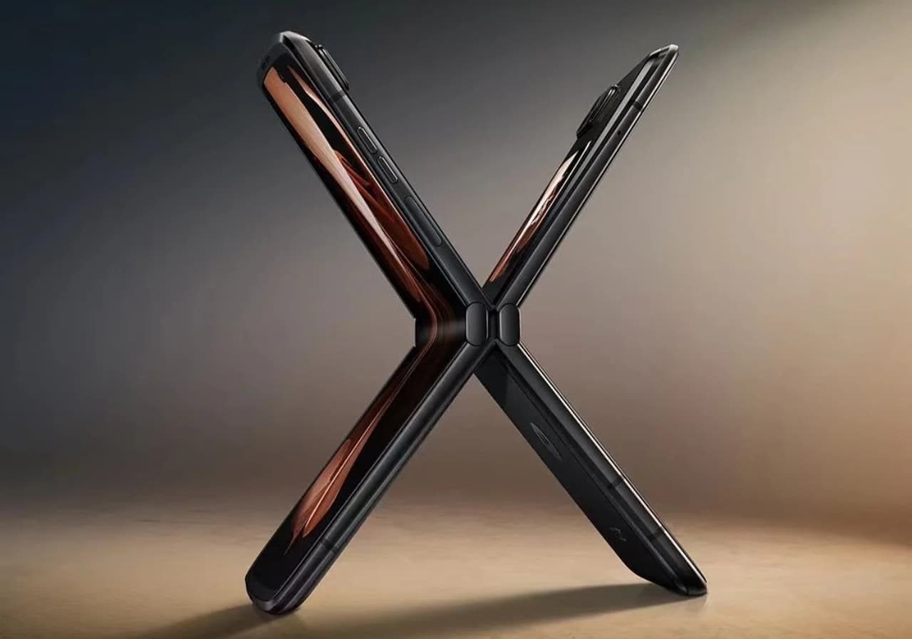 رسميًا تأكيد السعر المبدئي لهاتف Moto Razr 2022 وكشفت جميع الميزات الرئيسية قبل الإطلاق غدا