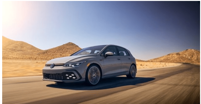 مراجعة فولكس واجن جولف GTI 2022 المواصفات والمميزات والعيوب والأسعار