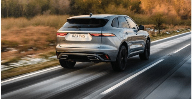 مراجعة جاكوار Jaguar F-Pace 2022 المواصفات والمميزات والعيوب والأسعار