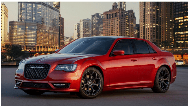 مراجعة كرايسلر Chrysler 300 2022 المواصفات والمميزات والعيوب والأسعار