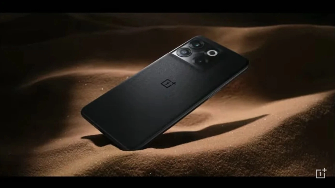 "OnePlus 10T 5G" أفضل هاتف من شركة "OnePlus" بمعالج جبار وسرعة شحن فائقة