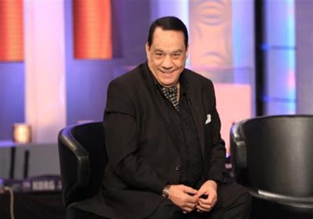 حلمى بكر