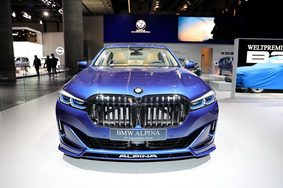 وقف تصنيع سيارة Alpina B7