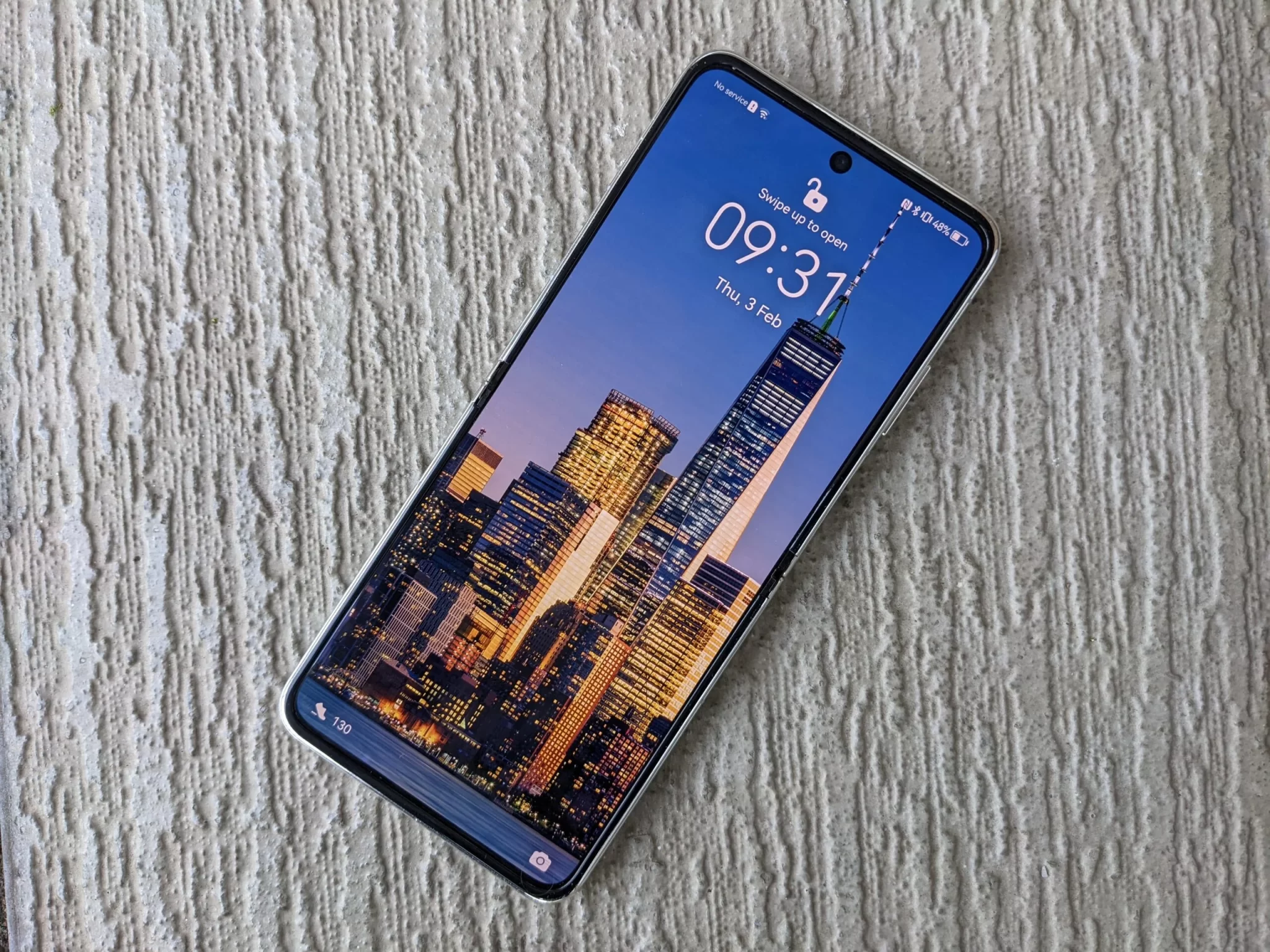 تعرف على سعر ومميزات هاتف "Huawei P50 pocket"