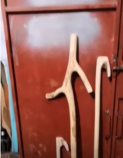 طلال خلف.. مواطن سعودي يصنع المشعاب ويصرح