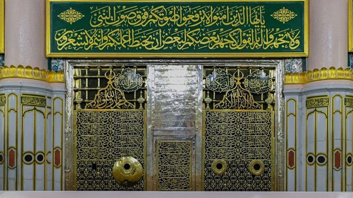 مواعيد دخول النساء للروضة الشريفة