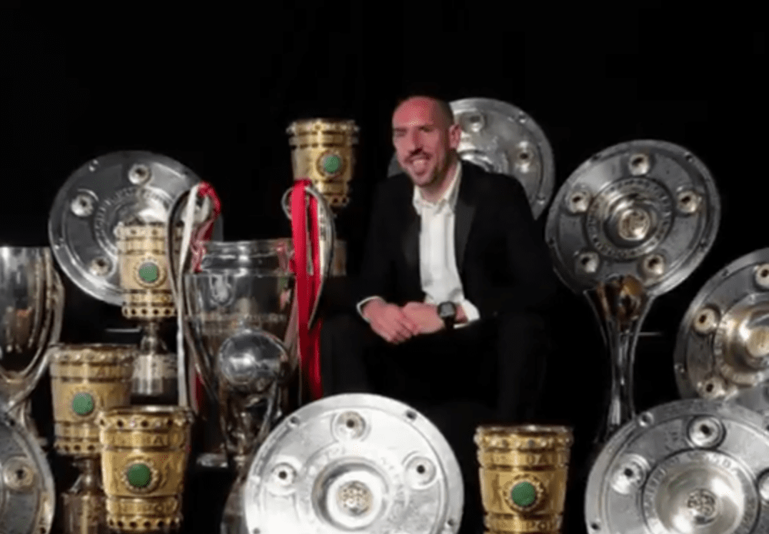 فرانك ريبيري يعلن اعتزاله 