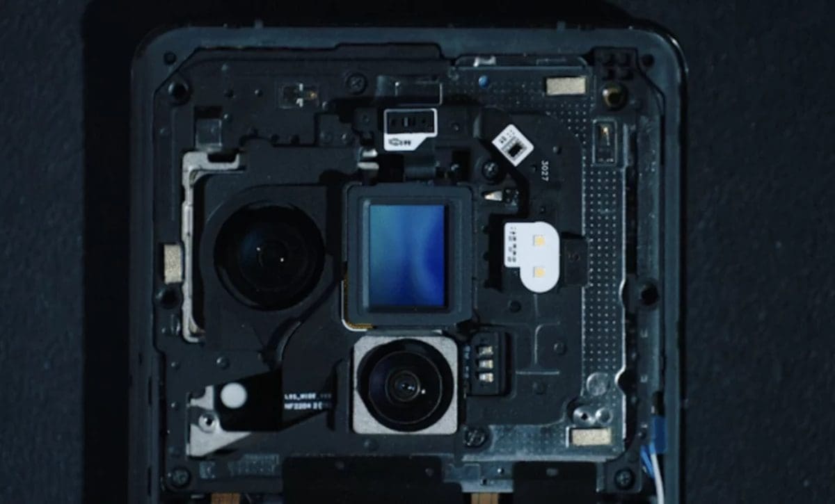 شاومي تكشف عن الهاتف Xiaomi 12S Ultra Concept الذي سيأتي مع عدسة من سلسلة Leica M القابلة للتوصيل