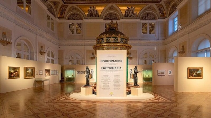 معرض "Egyptomania"