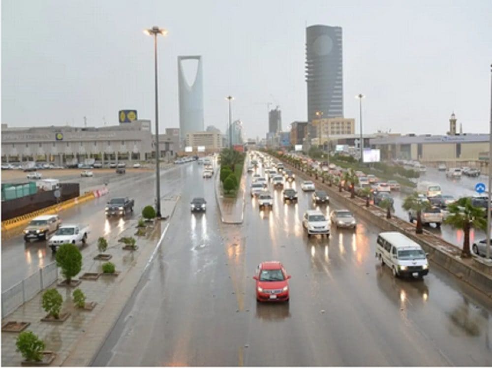 الوطني للأرصاد: أمطار غزيرة على عدد من المناطق وجريان للسيول وتحذيرات هامة للجميع