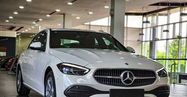 سعر سيارة Mercedes C200