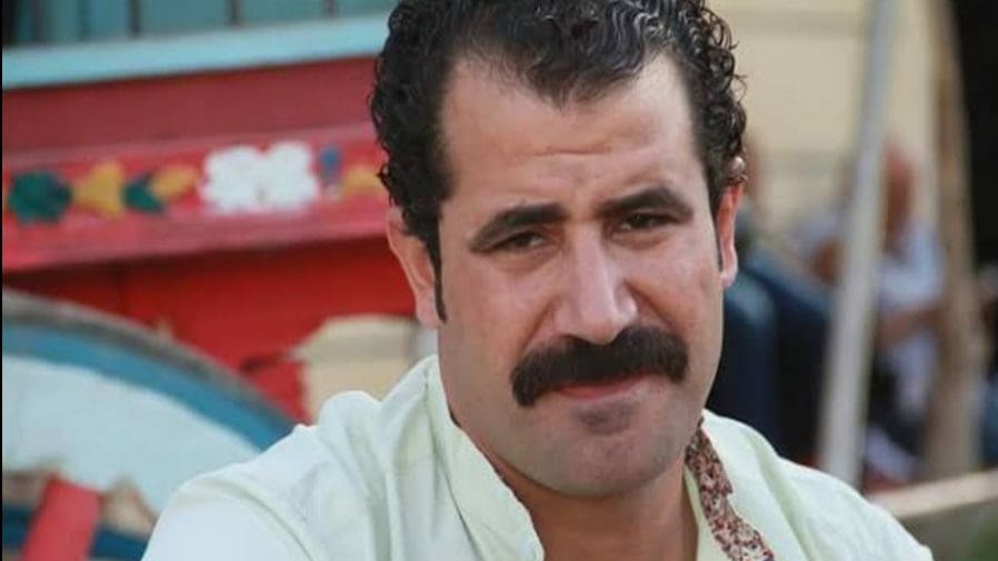 محمود حافظ في الغرفة 207