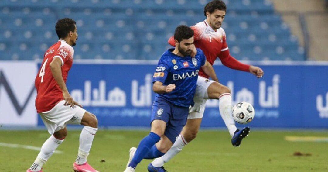 أحد الصور الأرشيفية من مباراة الهلال والوحدة 