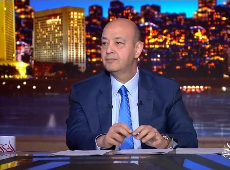 عمرو أديب للشباب الباحثين عن عمل "الغنى غنى الفلوس مش النفس"