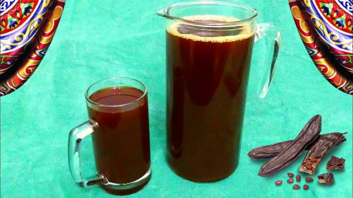 أسهل طريقة لتحضير شراب الخروب لإطفاء عطش الصيام في رمضان