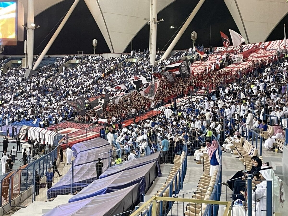 بالفيديو.. الماسات الحمر يفعلها وينجح في اقتناص التعادل من أرض الهلال ووسط جمهوره في مباراة الذهاب