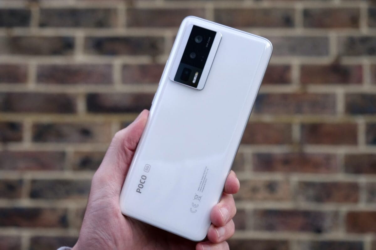 سعر و مواصفات جوال Xiaomi Poco F5 Pro العجيب في السعودية