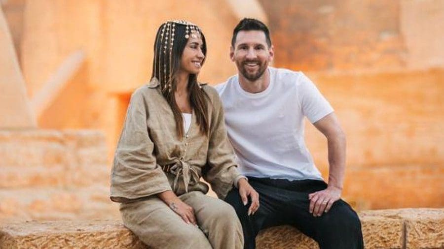 مطالبات سعودية بسحب لقب سفير السياحة من ليونيل ميسي بعد رفضه العرض المغري من قبل الهلال السعودي