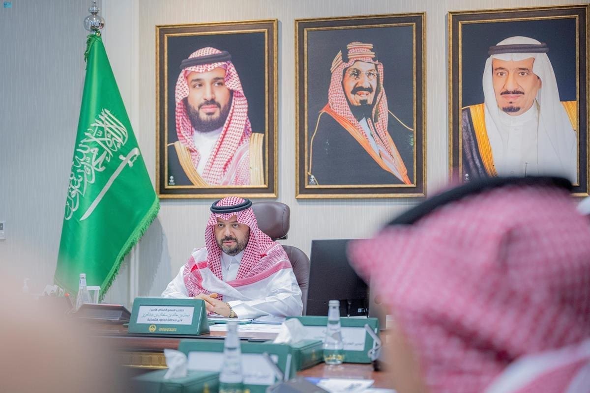 الحدود الشمالية توقع عدد من المشروعات التقنية في حضور أميرها